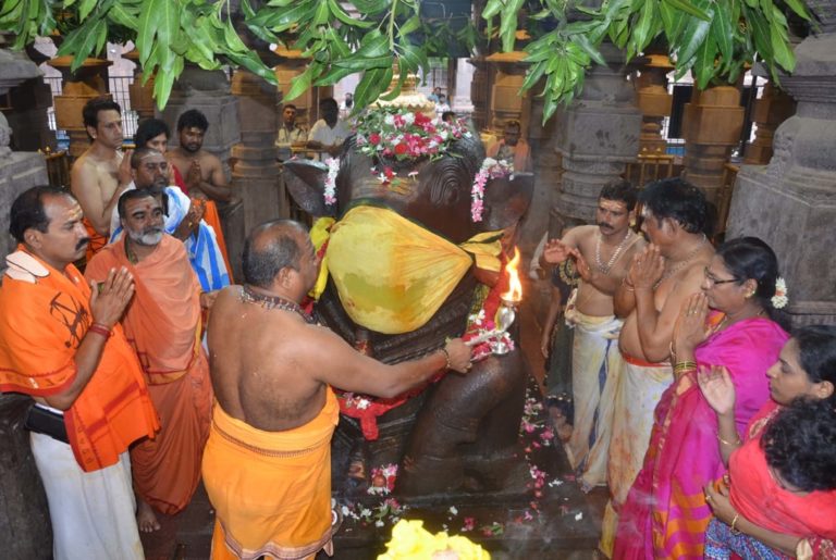 31.07.2018 Nandeswara(Sanagala Basavanna Swami) Pooja (8)