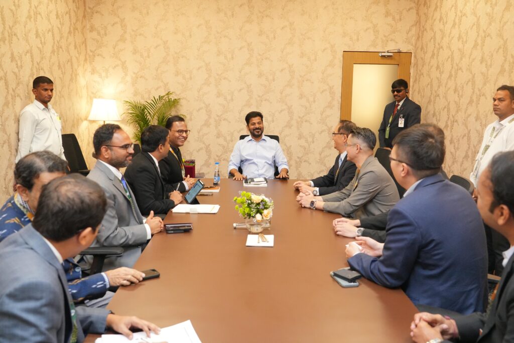 09-12-2025_MoUs_2ND DAY TG RISING GLOBAL SUMMIT (6) (2)