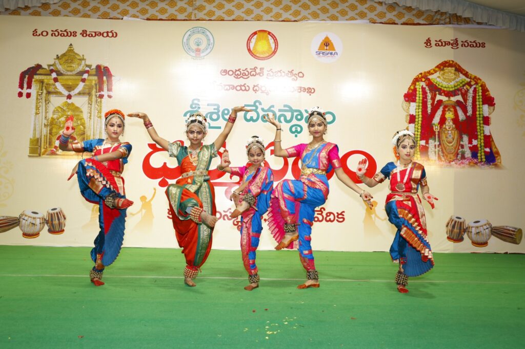 d06f6809-5b8c-404f-9324-f30f8277a658