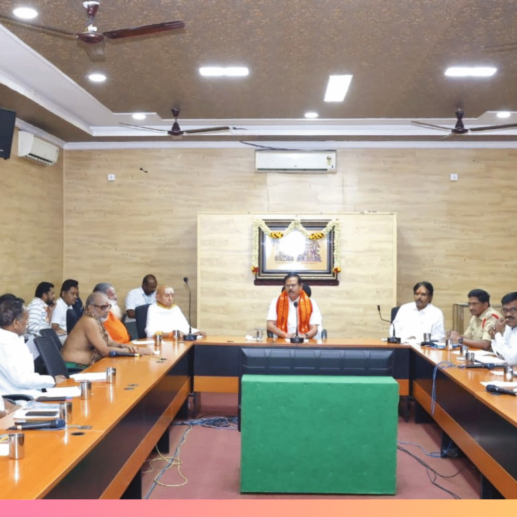 కుంభోత్సవంలో  ఆయా కైంకర్యాలన్నింటినీ పరిపూర్ణంగా జరిపించాలి-ఈ ఓ